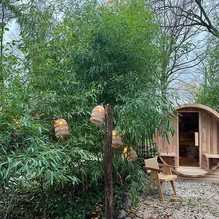 Japandi Lounge - Den Bosch- Sauna- Tub- Pizza Oven Ferienhaus *