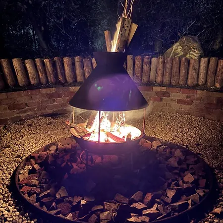 Holiday home Japandi Lounge - Den Bosch- Sauna- Tub- Pizza Oven