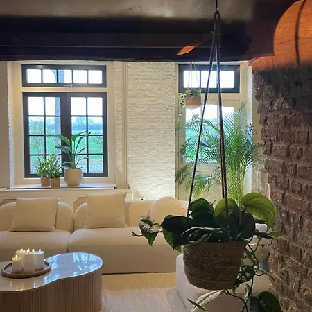 Japandi Lounge - Den Bosch- Sauna- Tub- Pizza Oven