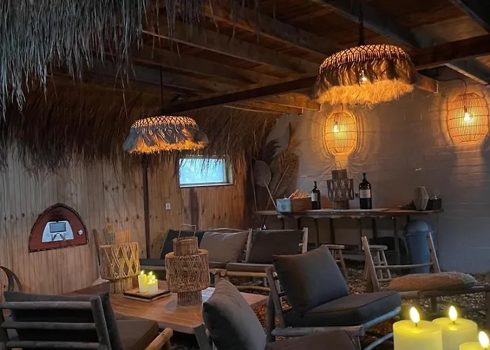 Japandi Lounge - Den Bosch- Sauna- Tub- Pizza Oven *