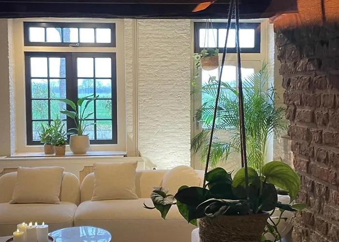 Japandi Lounge - Den Bosch- Sauna- Tub- Pizza Oven