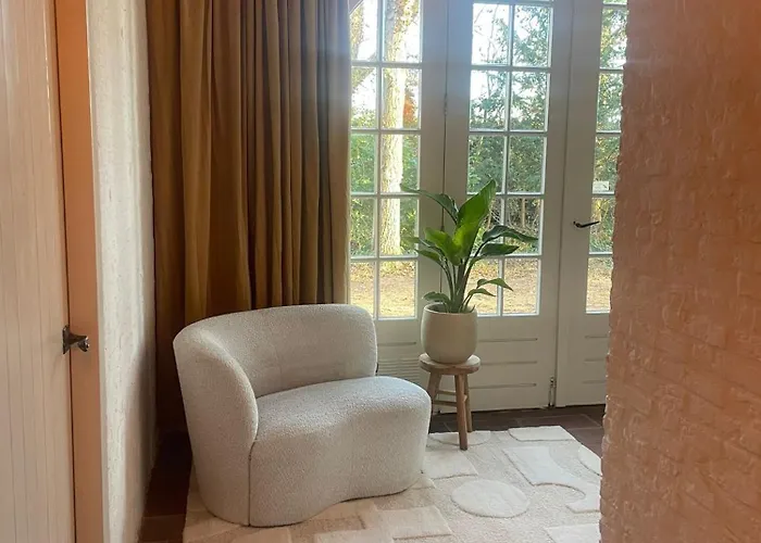 Japandi Lounge - Den Bosch- Sauna- Tub- Pizza Oven * Berlicum