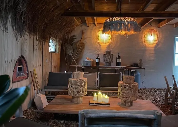 Japandi Lounge - Den Bosch- Sauna- Tub- Pizza Oven Berlicum